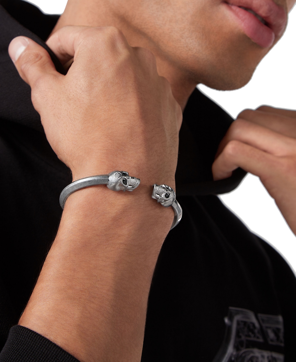 Shop Philipp Plein Stainless Steel 3d $kull Cuff Bracelet