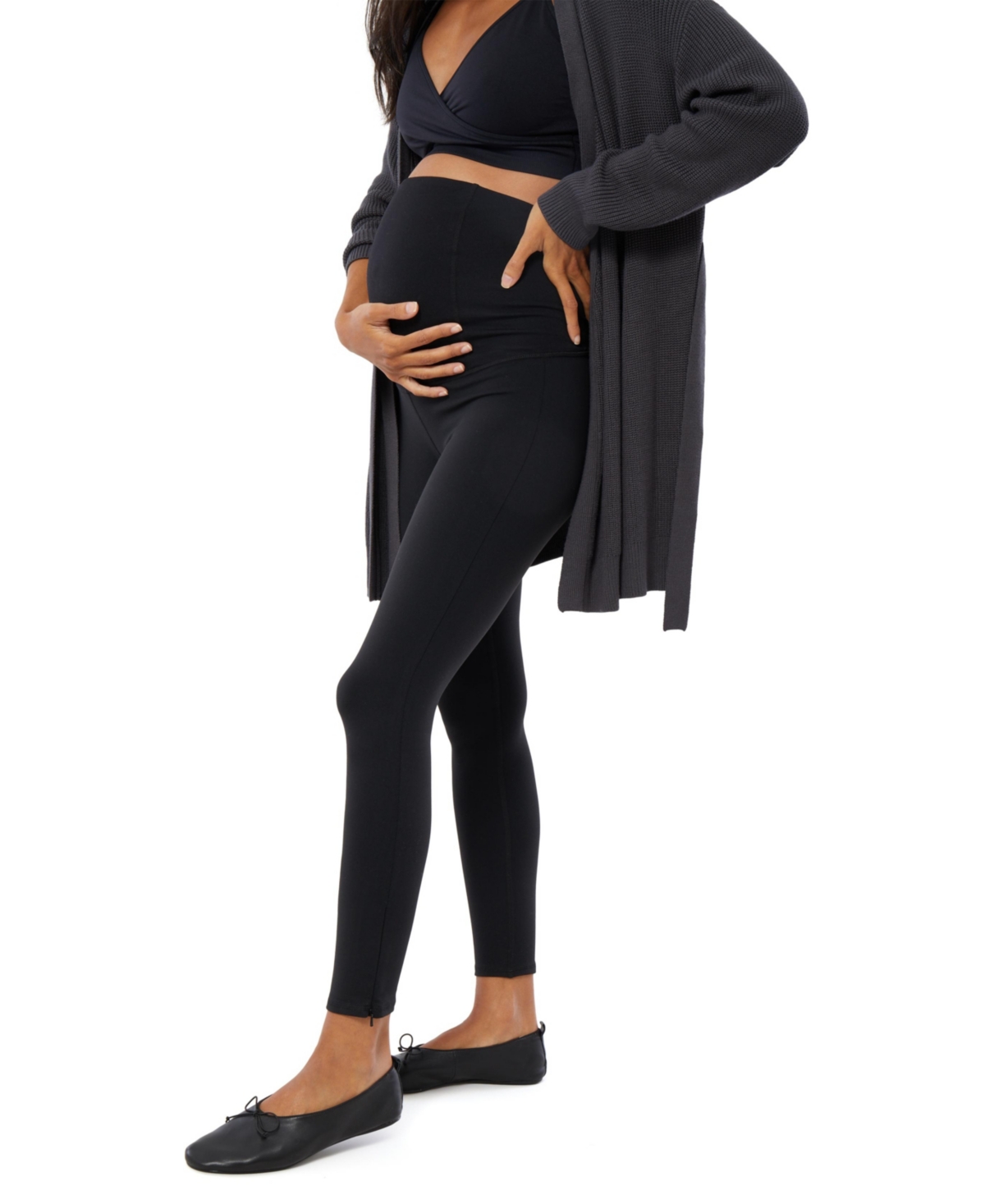 Ingrid & Isabel Seamless Maternity Belly Leggings (Black)