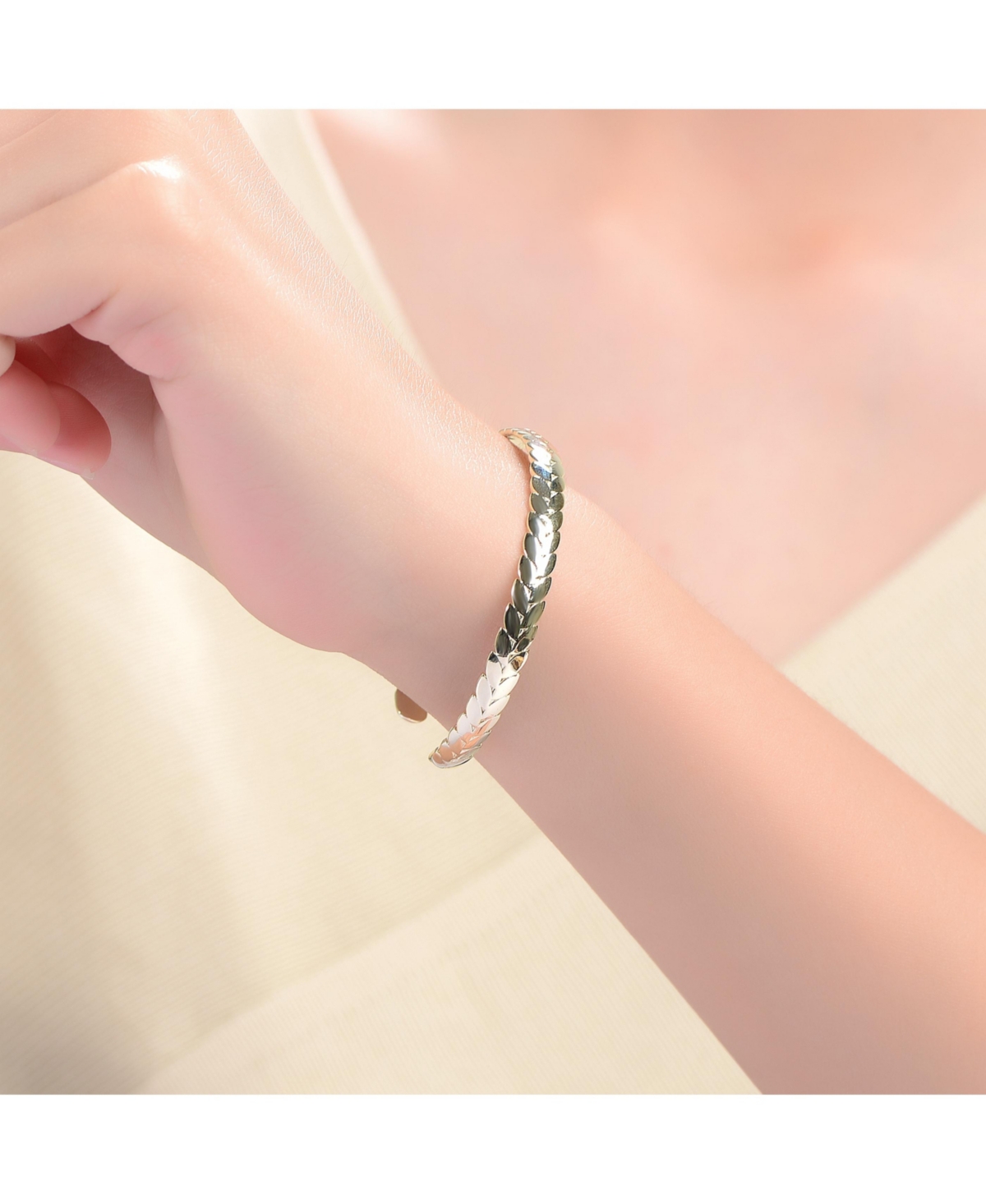 Rachel Glauber Ra 14KPlated Leaf Cuff Bracelet - Gold