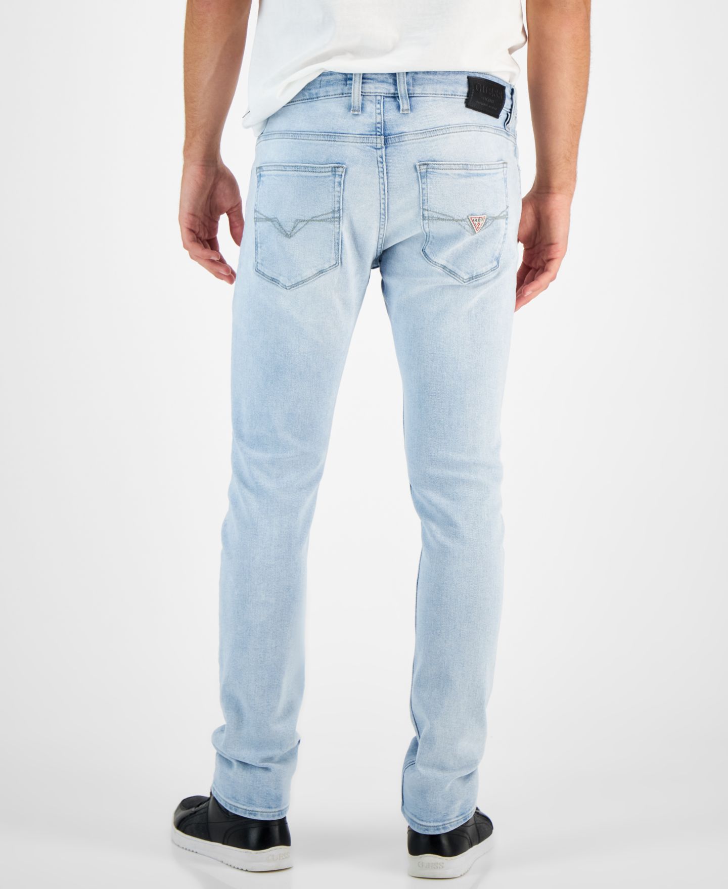 Мужские джинсы GUESS Light-Wash Slim Tapered Fit, цвет: Варёный — фото 4
