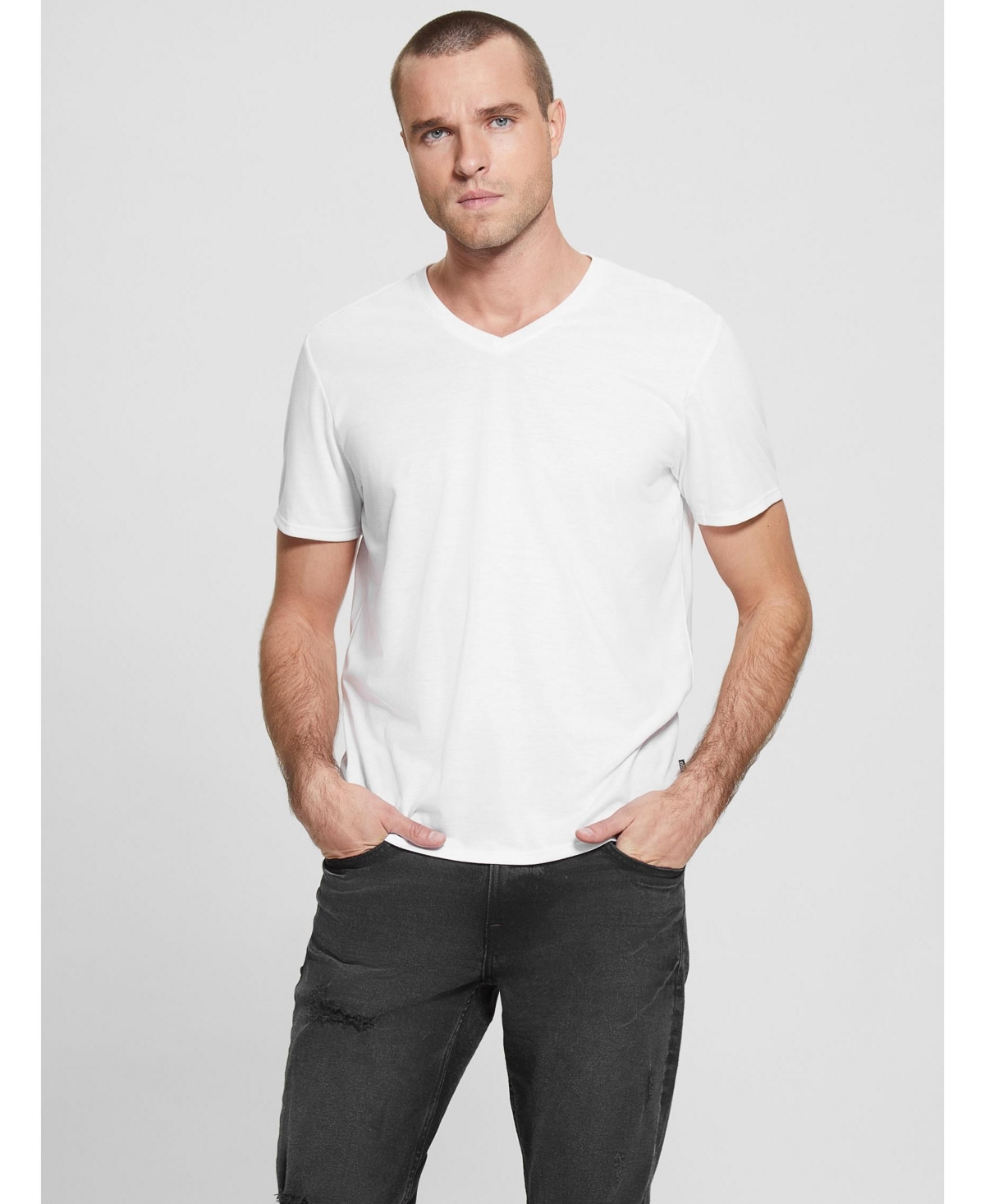Guess Men's Mason Yoke V-neck T-shirt In White