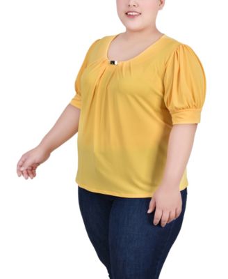 Plus Size Short Balloon Sleeve Top with Hardware