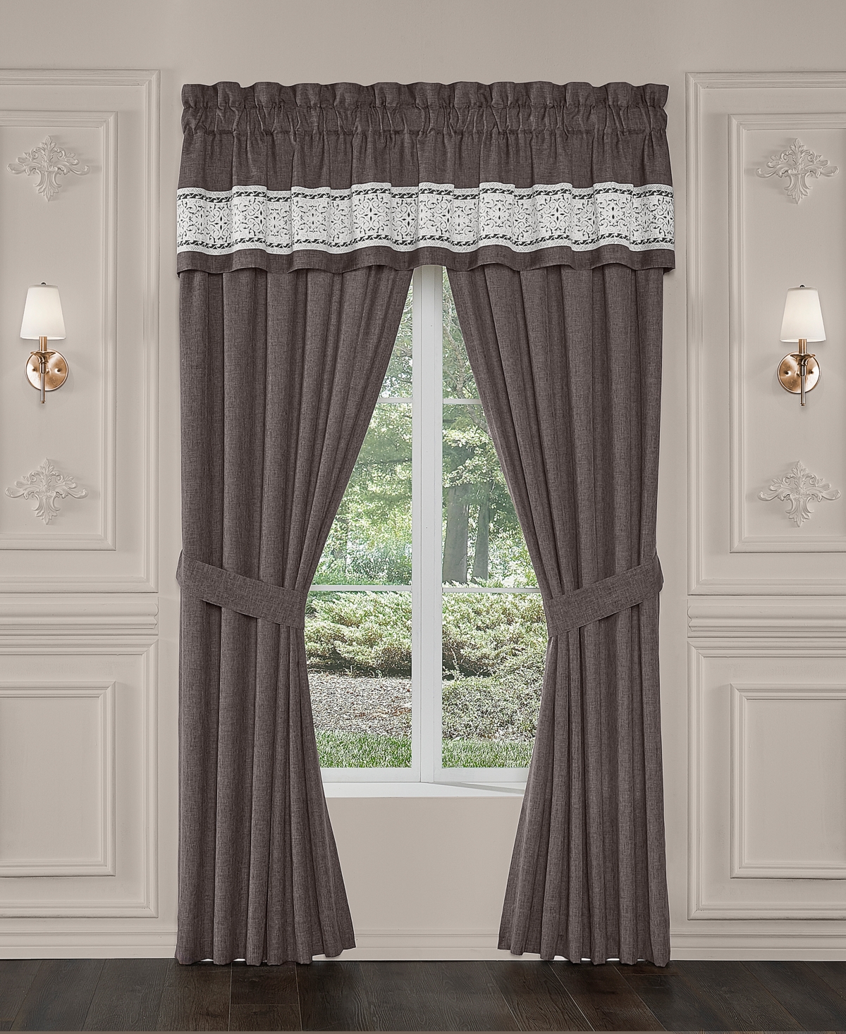 J Queen New York Flint Straight Window Valance, 21.25
