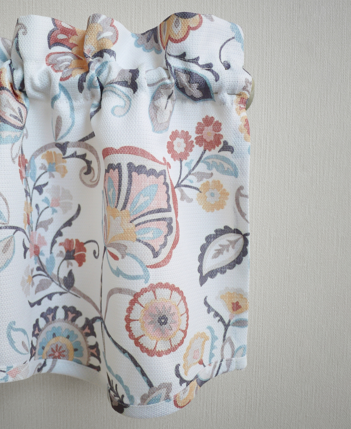 Signy Jacobean Pattern Semi-Sheer Rod Pocket Kitchen Curtain Tier Pair