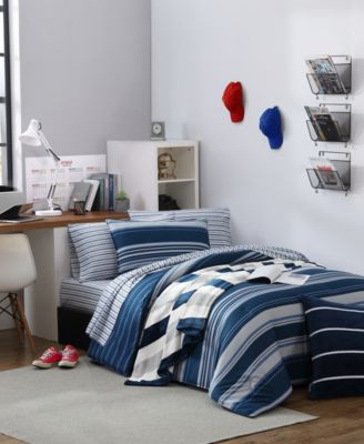 Lakeview Reversible 3 Piece Comforter Set, King