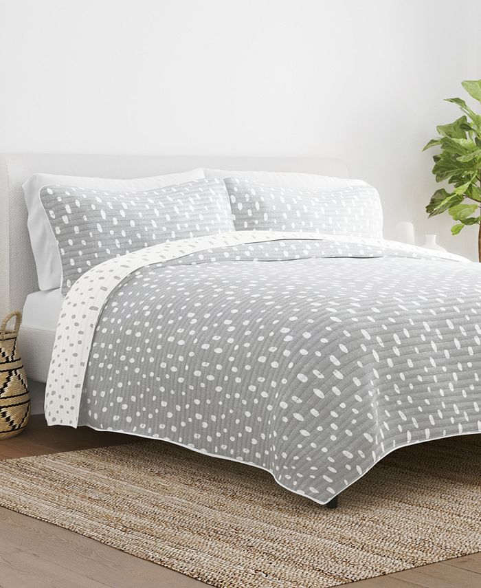 ienjoy Home All Season 2 Piece Painted Dots Reversible Quilt Set, Twin ...