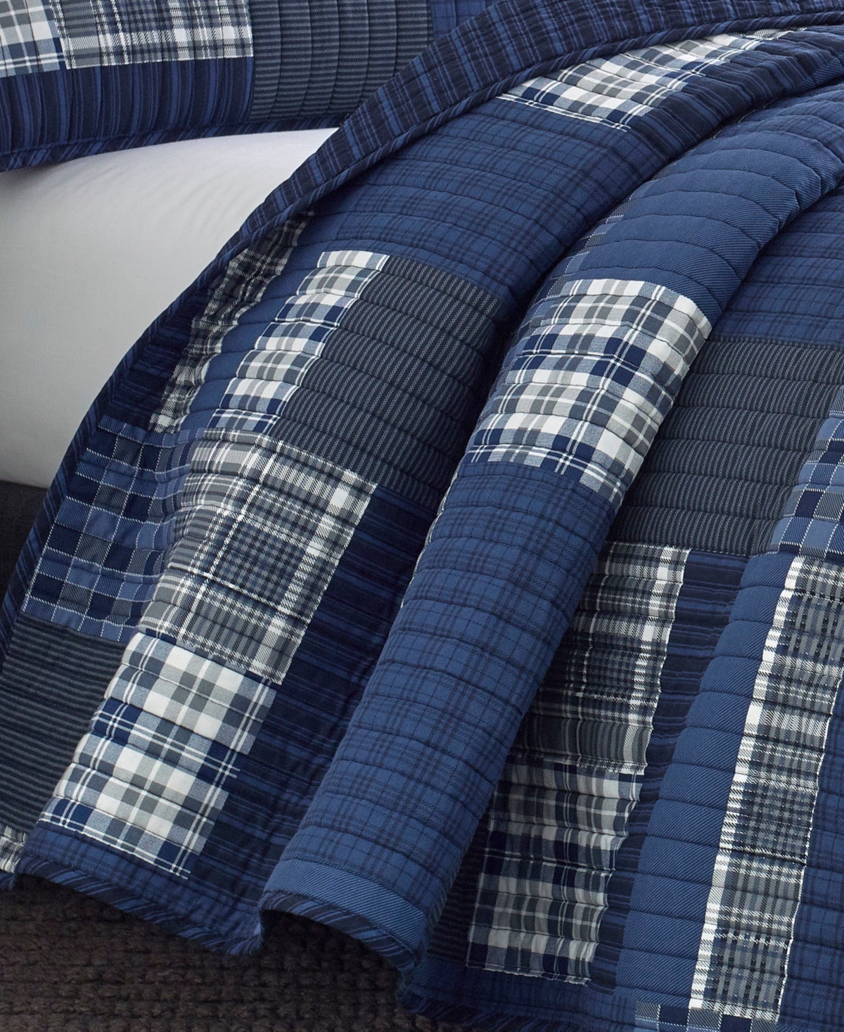 Eddie Bauer Eastmont Reversible -Pc. Quilt Set