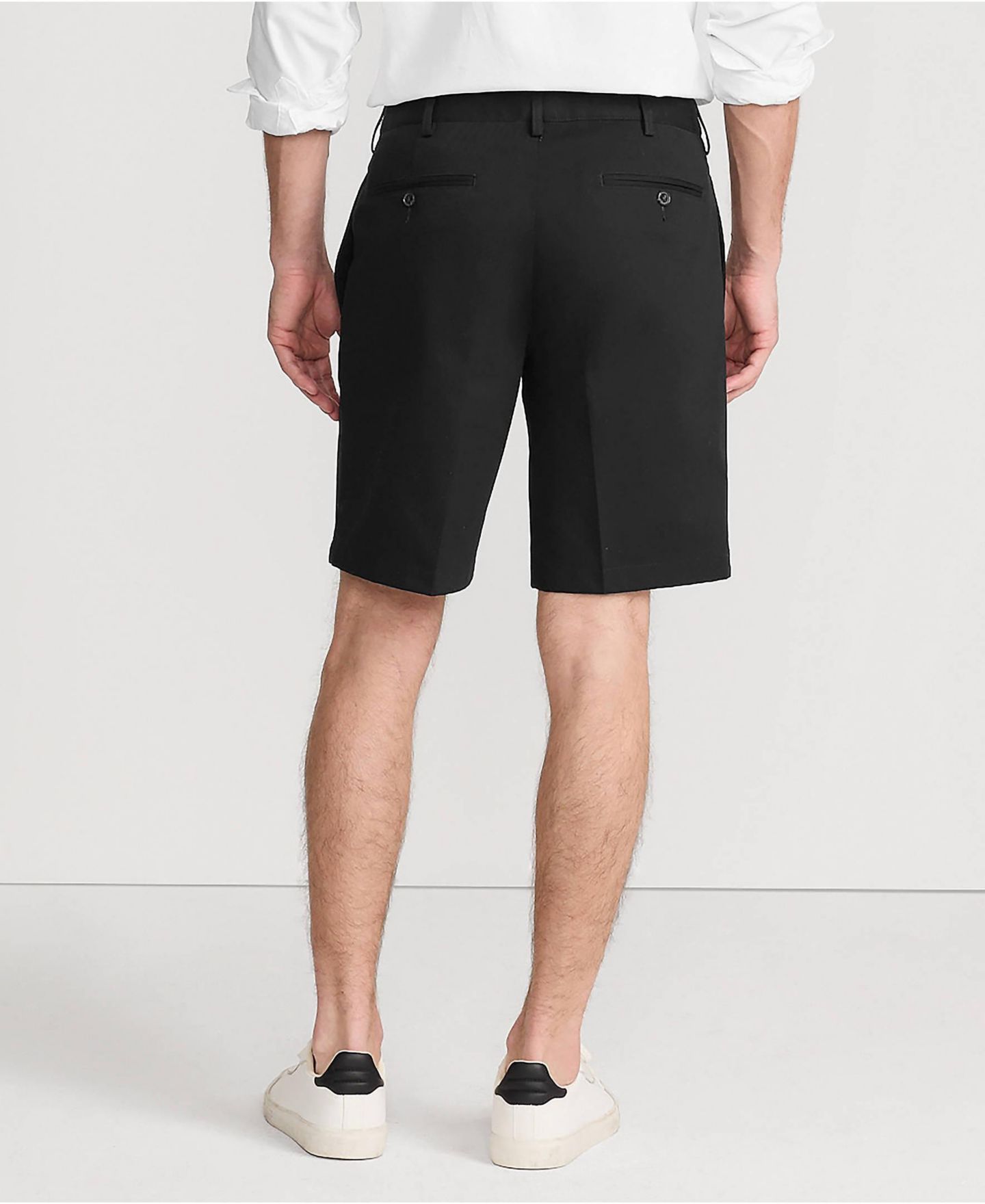 Мужские шорты Lands' End No Iron 9" Plain Front Chino Short, цвет: Чёрный — фото 2