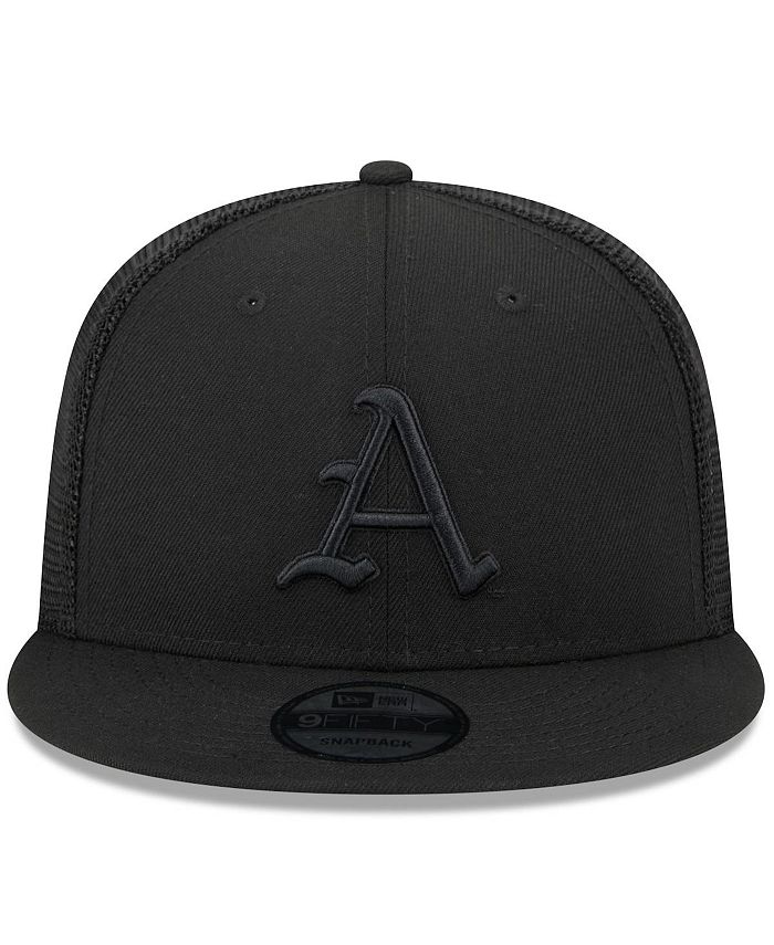 New Era Men's Arkansas Razorbacks Black on Black 9FIFTY Trucker ...