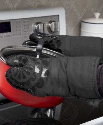 Medallion Print Silicone and Cotton Twill Oven Mitt, Set of 2