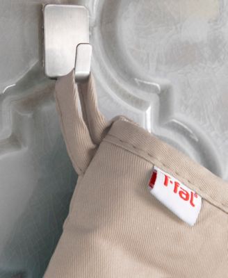 Medallion Print Silicone and Cotton Twill Oven Mitt, Set of 2