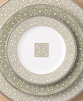 Infinity Green Platinum 4 Piece Bread Butter/Appetizer Plate Set, Service for 4