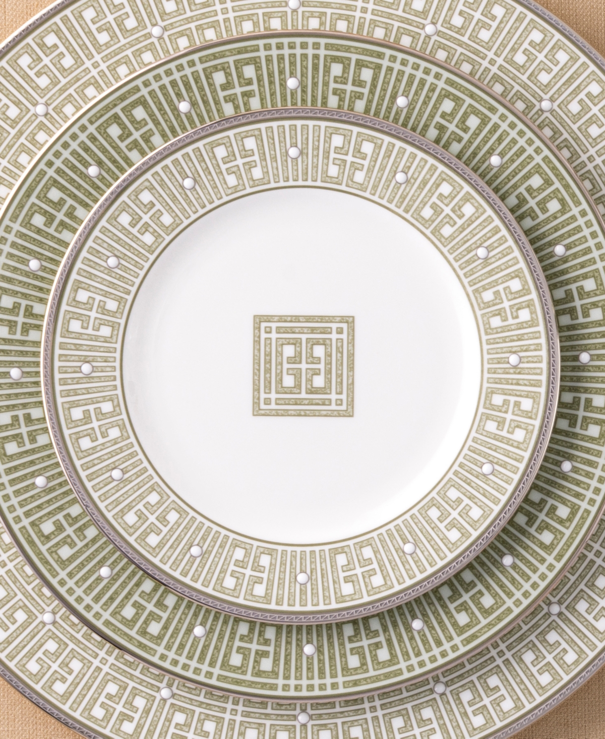Noritake Infinity Green Platinum 4 Piece Bread Butter/Appetizer Plate Set, Service for 4