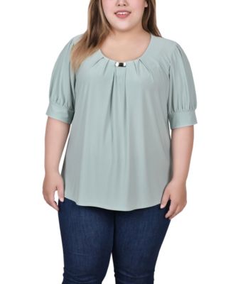 Plus Size Short Balloon Sleeve Top with Hardware