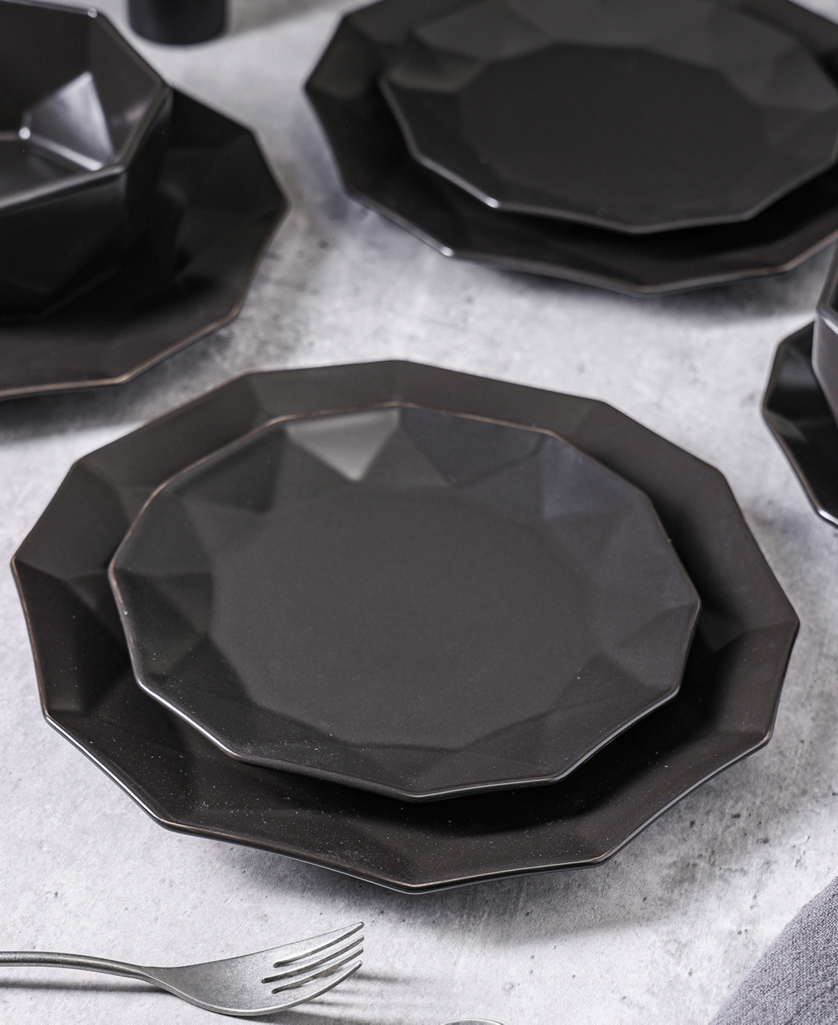 Stone Lain Jamie 16 Pc. Dinnerware Set, Service for 4