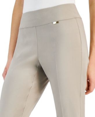 Women's Tummy-Control Pull-On Capri Pants