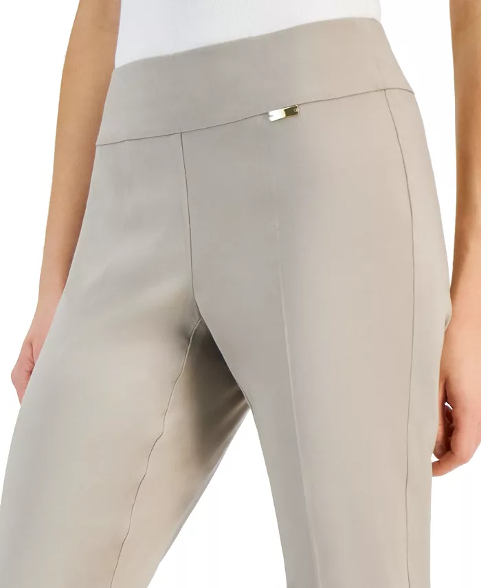 Petite Tummy-Control Pull-On Capri Pants - thumbnail 4