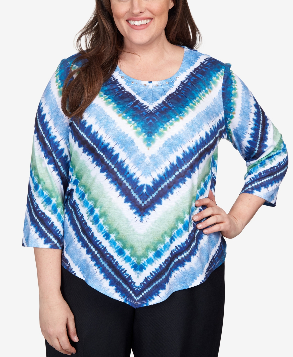 ALFRED DUNNER PLUS SIZE CLASSICS TEXTURED CHEVRON PLEATED NECK TOP