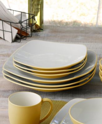 Colorwave Square 16 Pc. Dinnerware Set, Service for 4