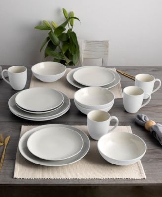 Colorwave Coupe 16 Pc. Dinnerware Set, Service for 4