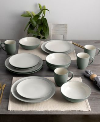 Colorwave Coupe 16 Pc. Dinnerware Set, Service for 4