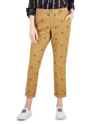 Tommy Hilfiger - Women's Hampton Logo-Print Chino Ankle Pants