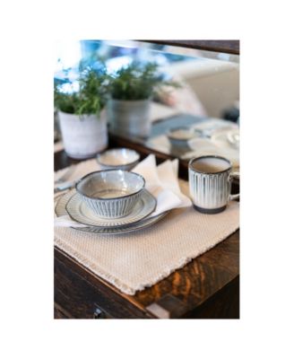 Colonnade 16 Piece Dinnerware Set, Service for 4