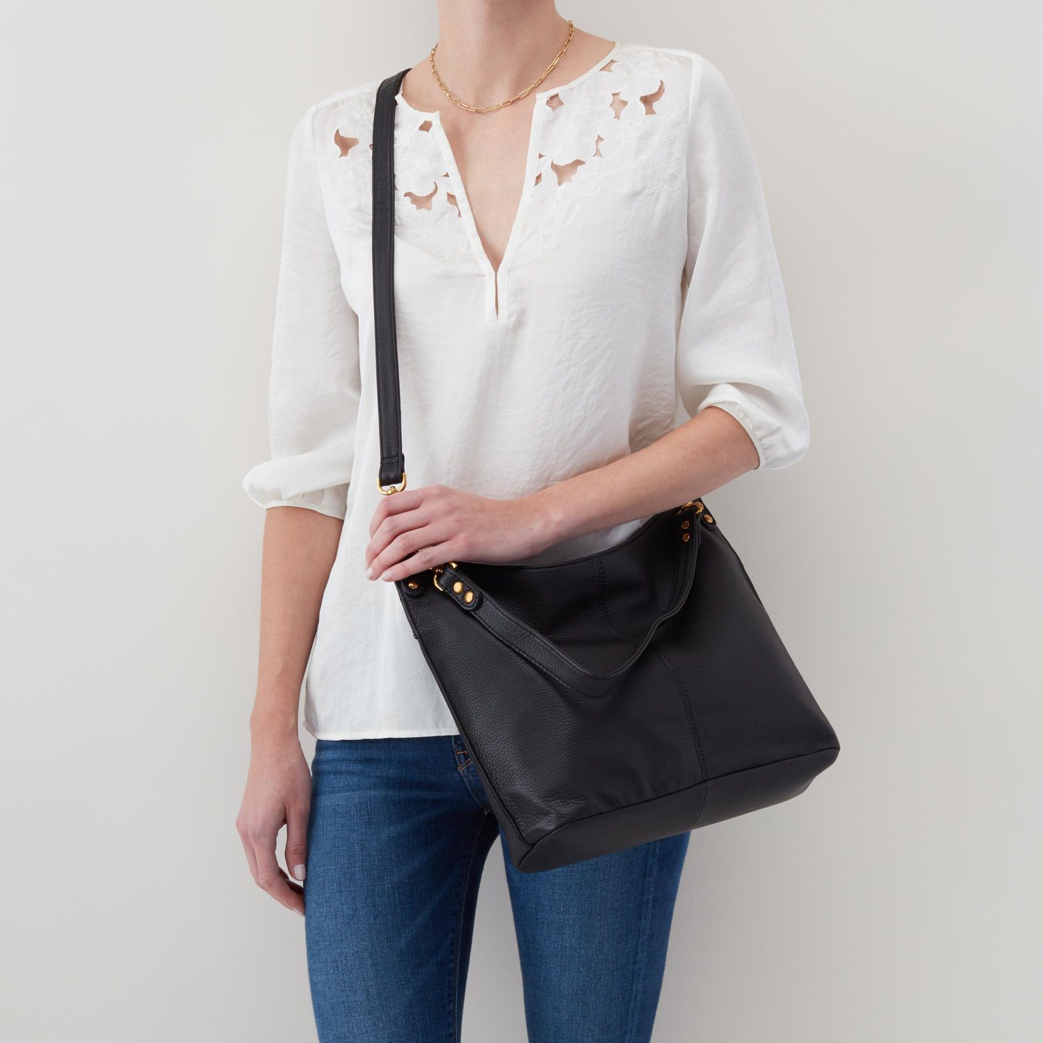 Pier Shoulder Bag