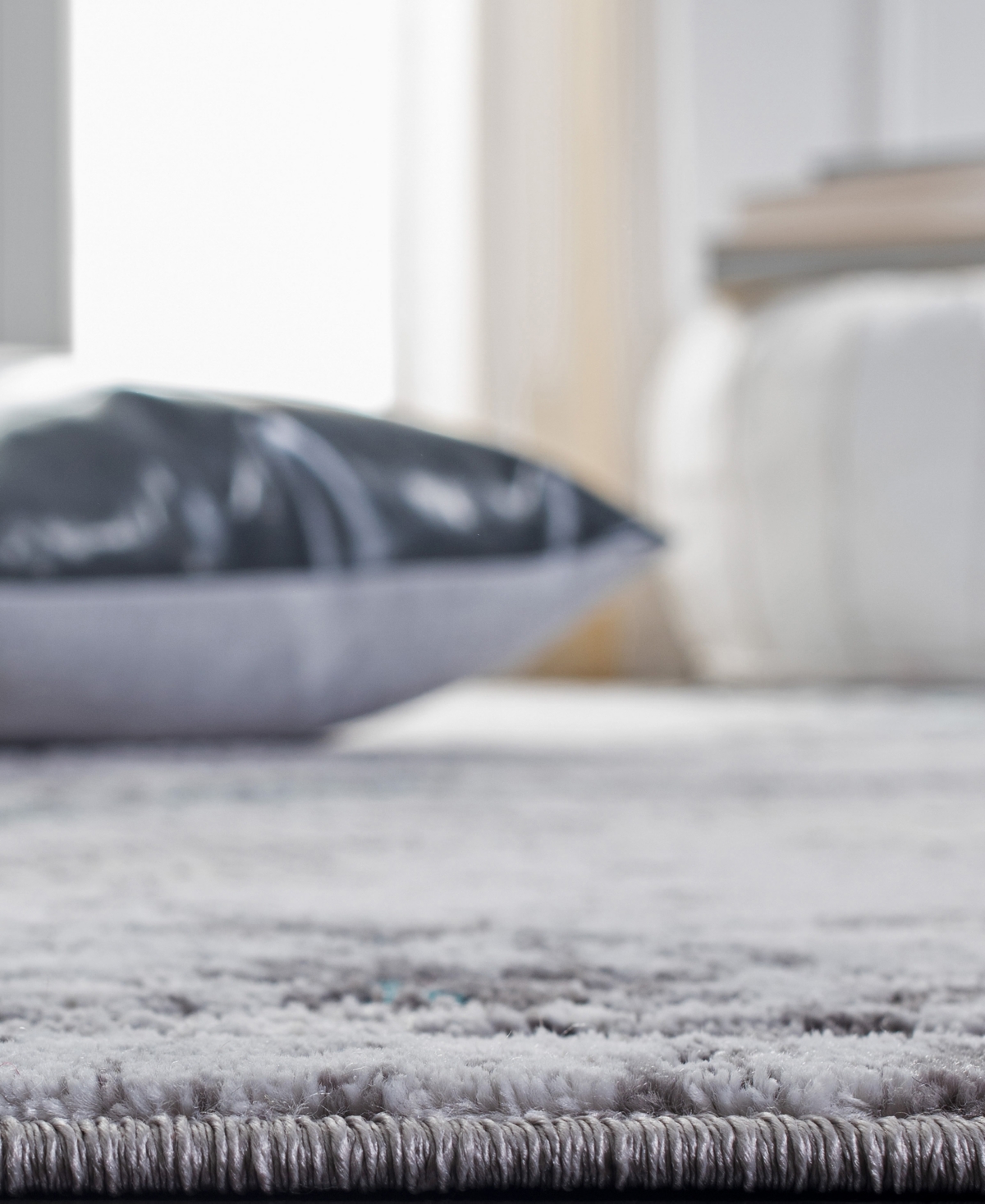 Safavieh Amelia ALA232 Area Rug