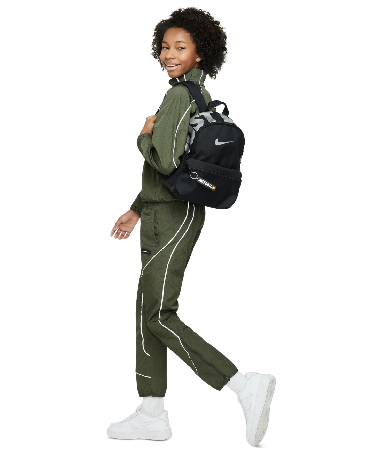 Рюкзак Nike Brasilia JDI Mini для детей, цвет: Чёрный / Белый — фото 8