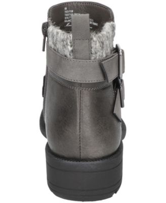 Women's Kourt Slip Resistant Ankle Boots