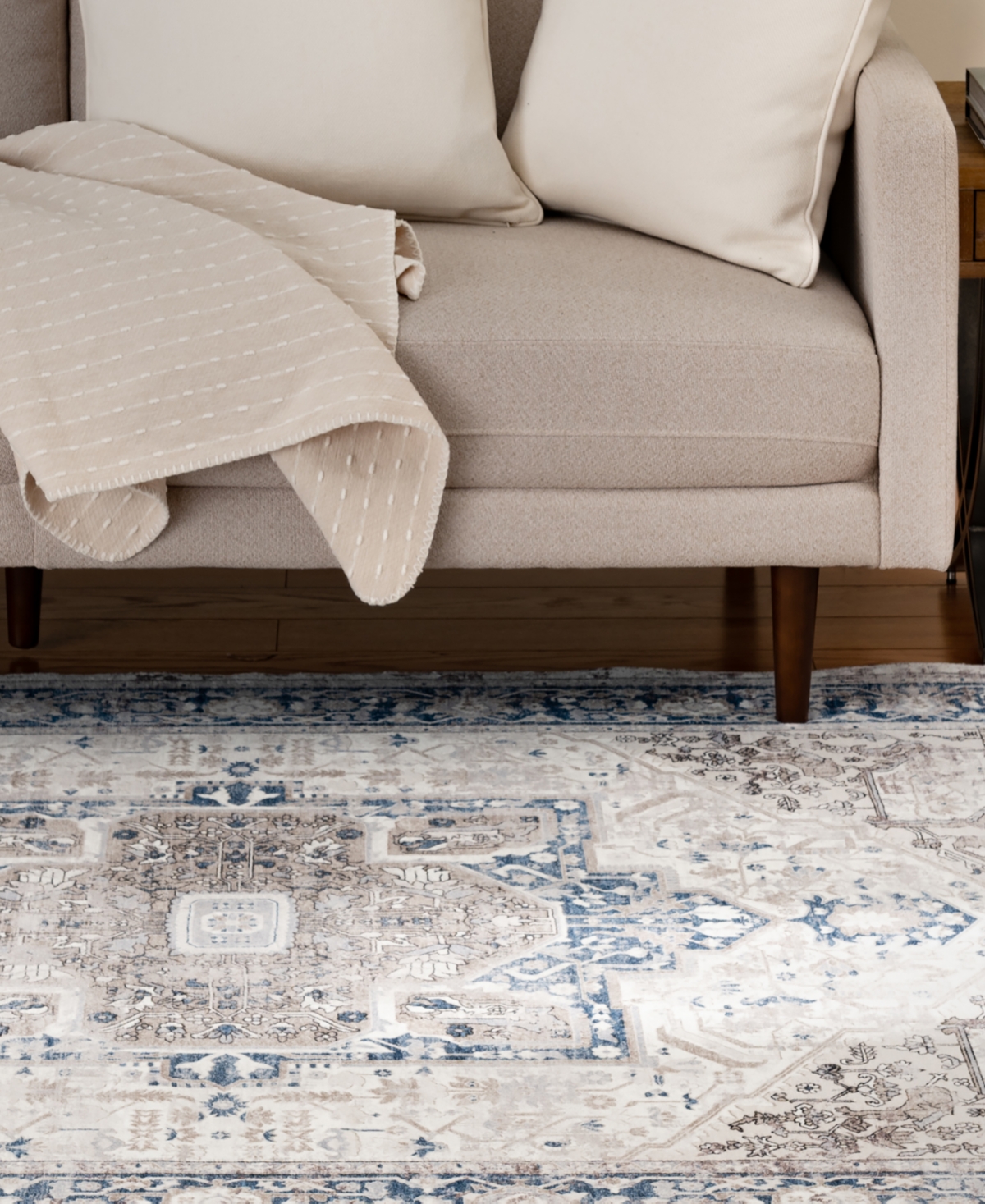 Km Home Belmont Jabari 7'6" X 9'6" Area Rug In Tan,navy