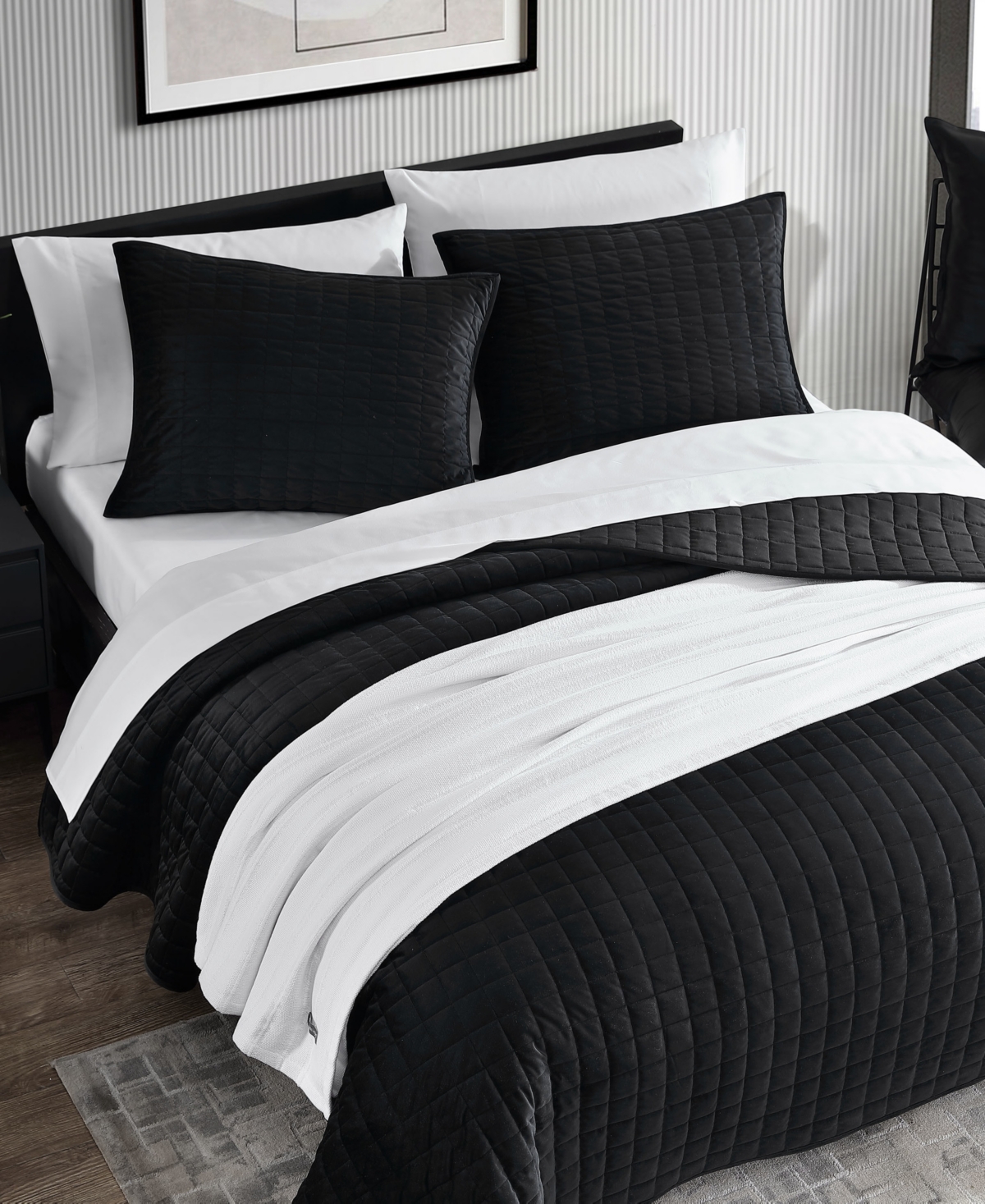 Vera Wang Diamond Velvet 3 Piece Quilt Set