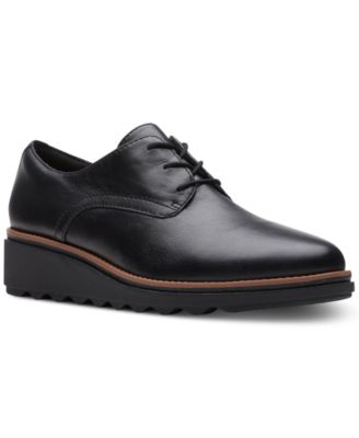 Clarks comfort shoes macy's hotsell