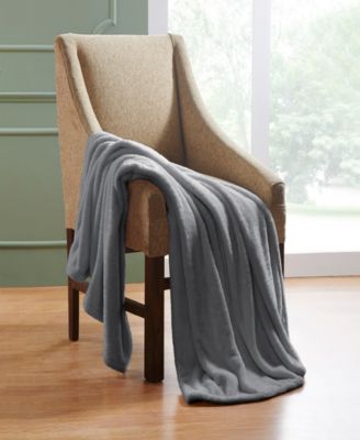 Wrinkle Resistant Plush Fleece Throw, 50" x 60"
