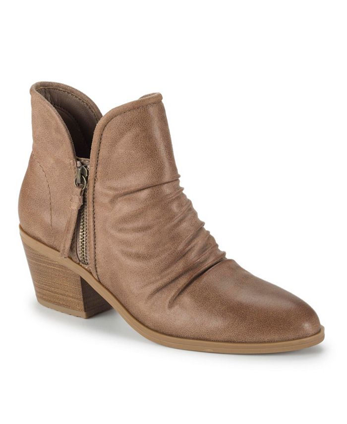 Bare traps shop boots macys