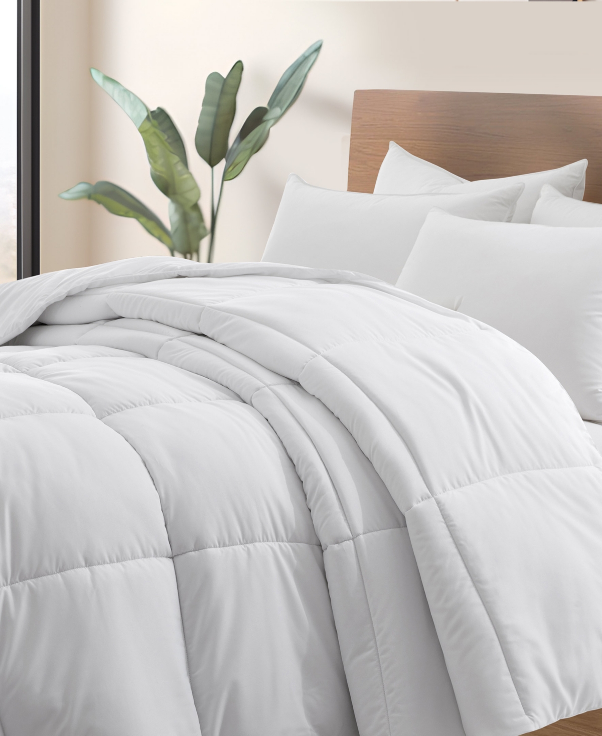 Unikome Ultra Soft All Season Down Alternative Comforter,
