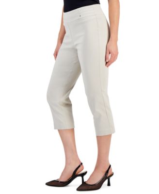 Petite Rivet-Detail Capri Pants