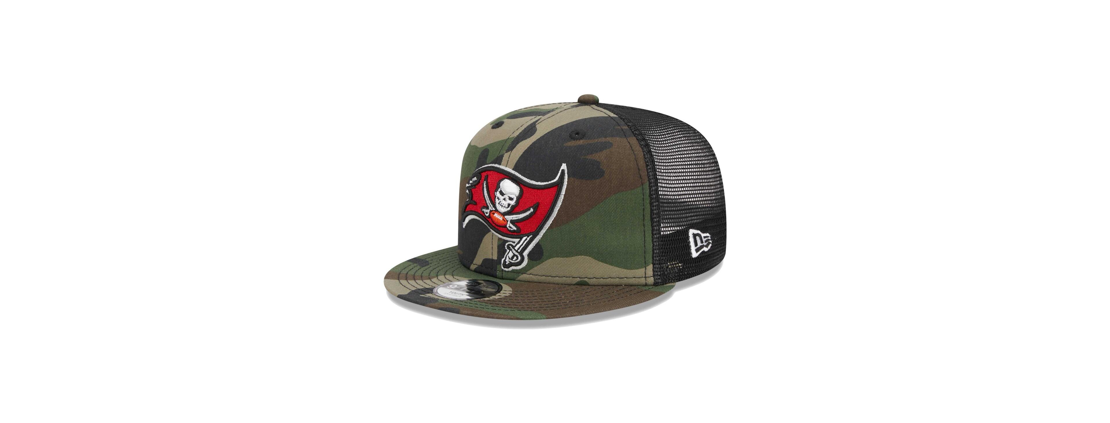 Big Boys and Girls New Era Camo Tampa Bay Buccaneers Main Trucker 9FIFTY Snapback Hat