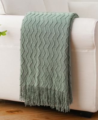 Battilo Wave-Link Texture Lightweight Throw, 50