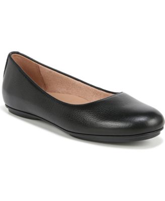 Naturalizer - Women's Maxwell Round Toe Ballet Flats