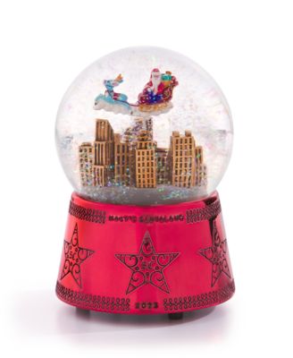 Macy's - Santaland Musical Water Globe