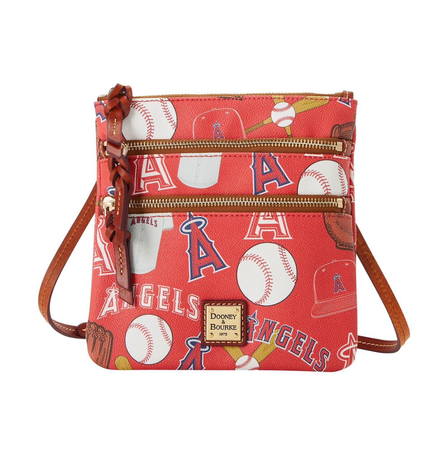 Женская сумка Dooney & Bourke Los Angeles Angels Game Day Triple Zip Crossbody Purse — фото 1