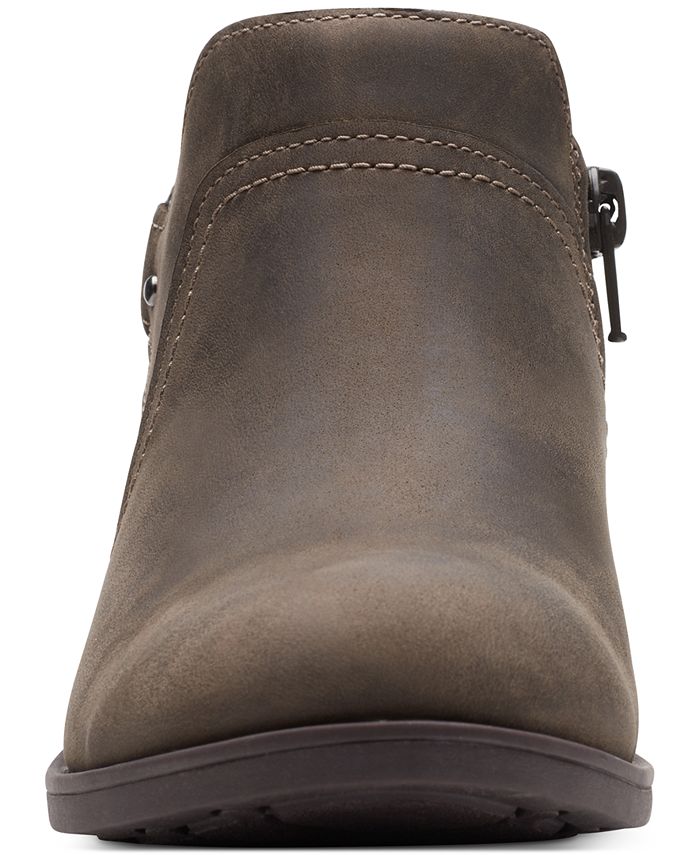 Clarks booties macy's hot sale