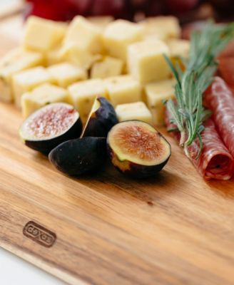 Acacia Forty-Five Cutting Board with Well