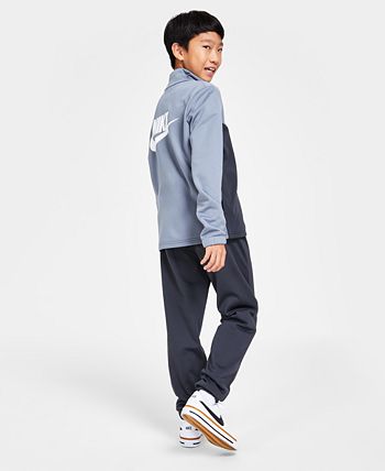 Nike sales tracksuit kidswear