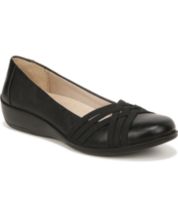 Comfy low heel online shoes