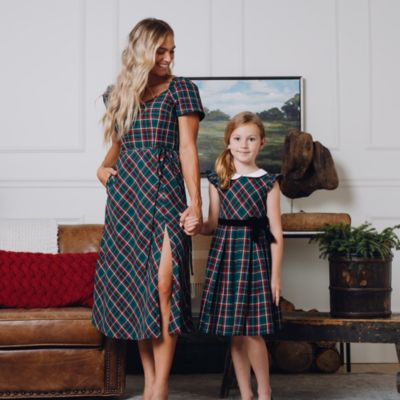 Women's Short Sleeve Sweetheart Dress