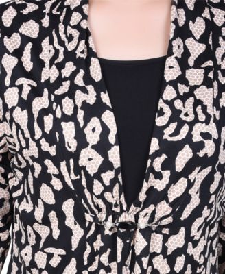 Petite Puff Print 3/4 Sleeve Two-Fer Top