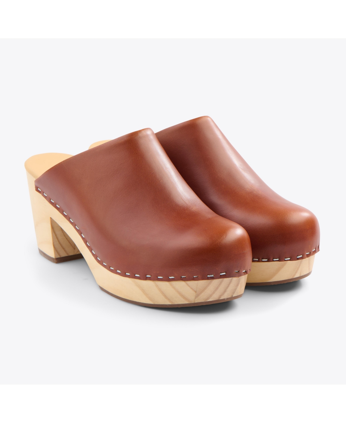 NISOLO WOMEN'S ALL-DAY HEELED CLOG
